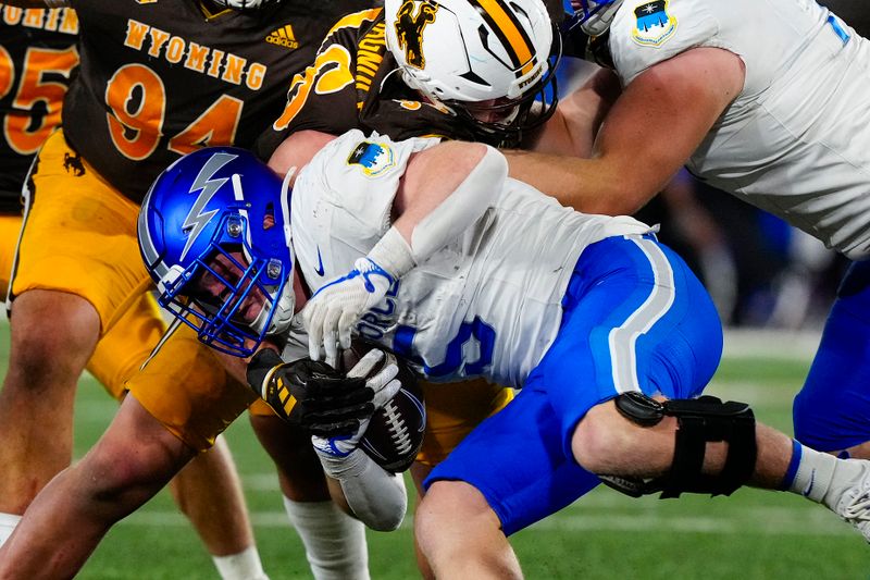 Wyoming Cowboys vs Air Force Falcons: Ben Florentine's Impact on the Field