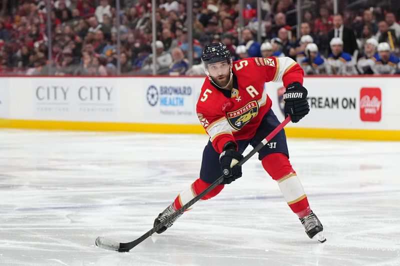 Florida Panthers vs Chicago Blackhawks: Verhaeghe Leads Panthers in Showdown at United Center