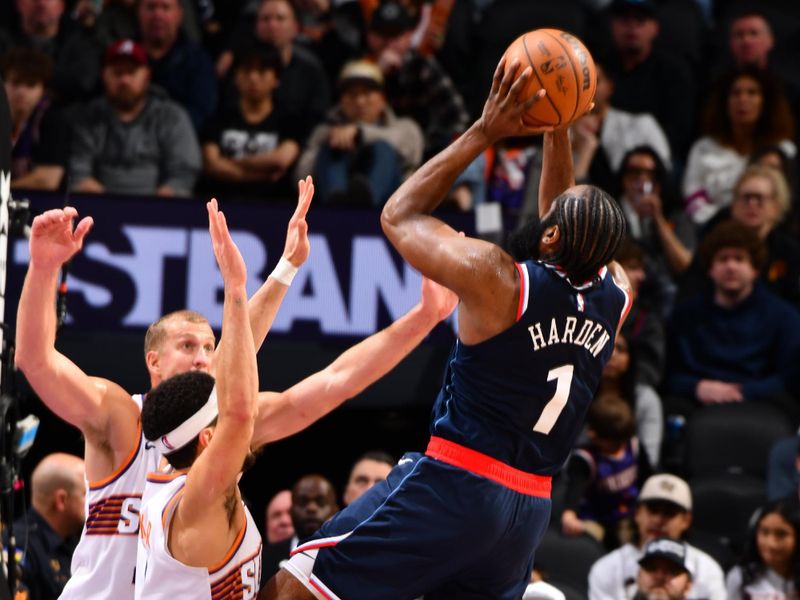 PHOENIX, AZ - JANUARY 27: James Harden #1 of the LA Clippers shoots the ball during the game against the Phoenix Suns on January 27, 2025 at Footprint Center in Phoenix, Arizona. NOTE TO USER: User expressly acknowledges and agrees that, by downloading and or using this photograph, user is consenting to the terms and conditions of the Getty Images License Agreement. Mandatory Copyright Notice: Copyright 2025 NBAE (Photo by Barry Gossage/NBAE via Getty Images)