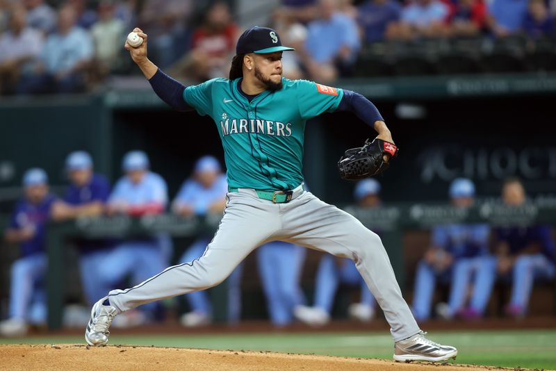 Jun 29, 2025; Arlington, Texas, USA; Seattle Mariners pitcher Luis Castillo (58) throws a pitch during the first inning against the Texas Rangers at Globe Life Field. Mandatory Credit: Tim Heitman-Imagn Images