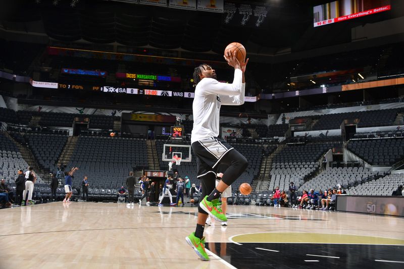 SAN ANTONIO, TX - JANUARY 30: Keita Bates-Diop #31 of the San Antonio Spurs warms up before the game against the Washington Wizards on January 30, 2023 at the AT&T Center in San Antonio, Texas. NOTE TO USER: User expressly acknowledges and agrees that, by downloading and or using this photograph, user is consenting to the terms and conditions of the Getty Images License Agreement. Mandatory Copyright Notice: Copyright 2023 NBAE (Photos by Michael Gonzales/NBAE via Getty Images)