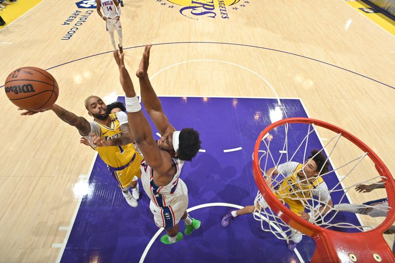 LOS ANGELES, CA - NOVEMBER 8: D'Angelo Russell #1 of the Los Angeles Lakers shoots the ball during the game against the Philadelphia 76ers on November 8, 2024 at Crypto.Com Arena in Los Angeles, California. NOTE TO USER: User expressly acknowledges and agrees that, by downloading and/or using this Photograph, user is consenting to the terms and conditions of the Getty Images License Agreement. Mandatory Copyright Notice: Copyright 2024 NBAE (Photo by Adam Pantozzi/NBAE via Getty Images)