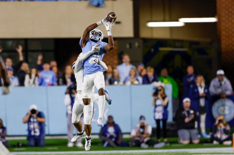 North Carolina Tar Heels Triumph at Fenway Park, Setting Stage for UConn Huskies Showdown