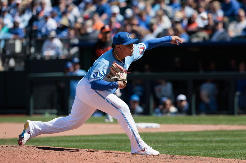Apr 21, 2024; Kansas City, Missouri, USA; Kansas City Royals pitcher Angel Zerpa (61) pitching during the sixth inning against the Baltimore Orioles at Kauffman Stadium. Mandatory Credit: William Purnell-USA TODAY Sports
