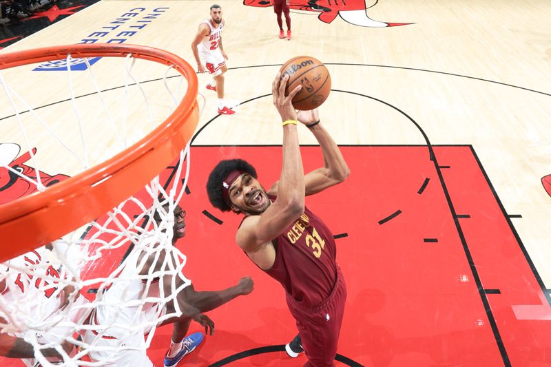 CHICAGO, IL - OCTOBER 18: Jarrett Allen #31 of the Cleveland Cavaliers drives to the basket during the game against the Chicago Bulls on October 18, 2024 at United Center in Chicago, Illinois. NOTE TO USER: User expressly acknowledges and agrees that, by downloading and or using this photograph, User is consenting to the terms and conditions of the Getty Images License Agreement. Mandatory Copyright Notice: Copyright 2023 NBAE (Photo by Jeff Haynes/NBAE via Getty Images)