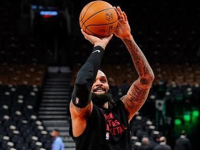 TORONTO, ON - DECEMBER 13: Gary Trent Jr. #33 of the Toronto Raptors warms up before facing the Atlanta Hawks at Scotiabank Arena on December 13, 2023 in Toronto, Ontario, Canada. NOTE TO USER: User expressly acknowledges and agrees that, by downloading and/or using this Photograph, user is consenting to the terms and conditions of the Getty Images License Agreement. (Photo by Andrew Lahodynskyj/Getty Images)