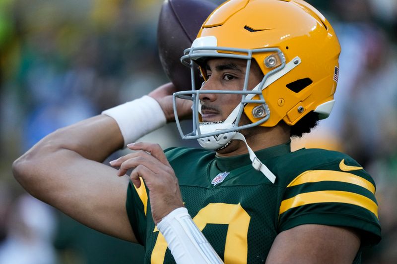 Green Bay Packers quarterback Jordan Love works out prior to an NFL football game against the Los Angeles Chargers, Sunday, Nov. 19, 2023, in Green Bay, Wis. (AP Photo/Morry Gash)