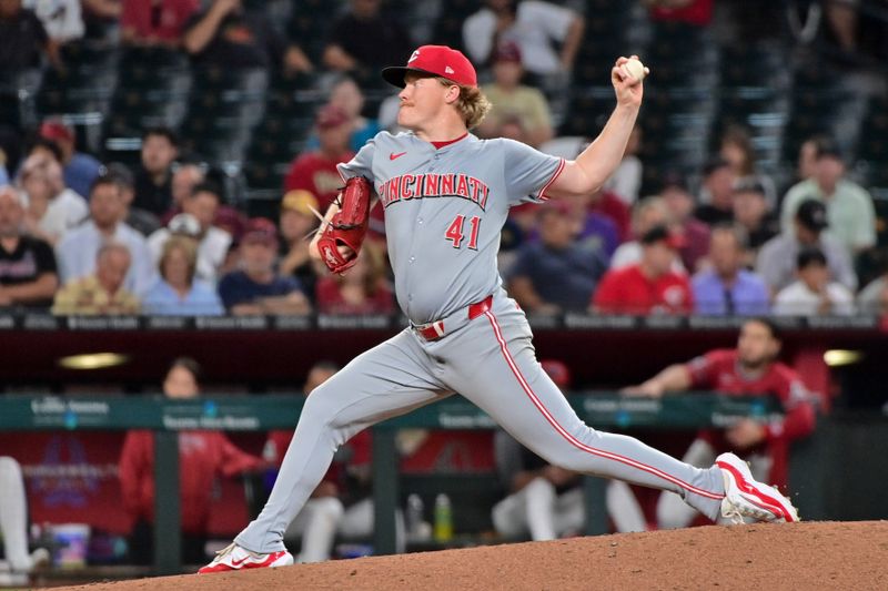 May 15, 2024; Phoenix, Arizona, USA; Cincinnati Reds pitcher Andrew Abbott (41) throws in the seventh inning against the Arizona Diamondbacks at Chase Field. Mandatory Credit: Matt Kartozian-USA TODAY Sports