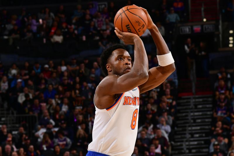 PHOENIX, AZ - NOVEMBER 20: OG Anunoby #8 of the New York Knicks shoots the ball during the game against the Phoenix Suns on November 20, 2024 at Footprint Center in Phoenix, Arizona. NOTE TO USER: User expressly acknowledges and agrees that, by downloading and or using this photograph, user is consenting to the terms and conditions of the Getty Images License Agreement. Mandatory Copyright Notice: Copyright 2024 NBAE (Photo by Kate Frese/NBAE via Getty Images)