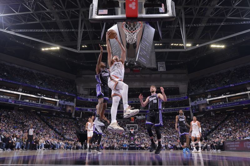 SACRAMENTO, CA - MARCH 7: Zach Collins #23 of the San Antonio Spurs drives to the basket during the game against the Sacramento Kings on March 7, 2024 at Golden 1 Center in Sacramento, California. NOTE TO USER: User expressly acknowledges and agrees that, by downloading and or using this Photograph, user is consenting to the terms and conditions of the Getty Images License Agreement. Mandatory Copyright Notice: Copyright 2024 NBAE (Photo by Rocky Widner/NBAE via Getty Images)