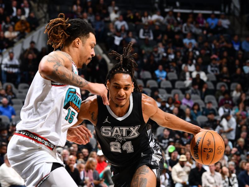 SAN ANTONIO, TX - JANUARY 15: Devin Vassell #24 of the San Antonio Spurs drives to the basket during the game against the Memphis Grizzlies on January 15, 2025 at the Frost Bank Center in San Antonio, Texas. NOTE TO USER: User expressly acknowledges and agrees that, by downloading and or using this photograph, user is consenting to the terms and conditions of the Getty Images License Agreement. Mandatory Copyright Notice: Copyright 2025 NBAE (Photos by Barry Gossage/NBAE via Getty Images)