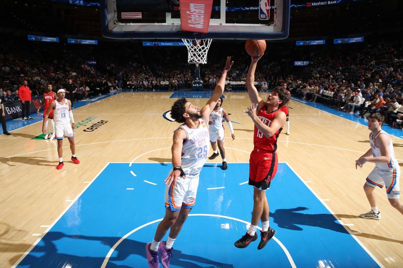 OKLAHOMA CITY, OK - OCTOBER 9: Reed Sheppard #15 of the Houston Rockets shoots the ball during the game against the Oklahoma City Thunder during a NBA pre season game on October 9, 2024 at Paycom Center in Oklahoma City, Oklahoma. NOTE TO USER: User expressly acknowledges and agrees that, by downloading and or using this photograph, User is consenting to the terms and conditions of the Getty Images License Agreement. Mandatory Copyright Notice: Copyright 2024 NBAE (Photo by Zach Beeker/NBAE via Getty Images)