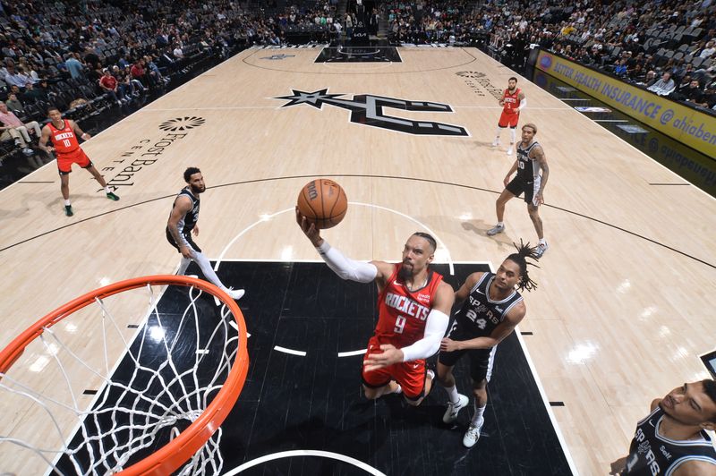 SAN ANTONIO, TX - MARCH 12: Dillon Brooks #9 of the Houston Rockets drives to the basket during the game against the San Antonio Spurs on March 12, 2024 at the Frost Bank Center in San Antonio, Texas. NOTE TO USER: User expressly acknowledges and agrees that, by downloading and or using this photograph, user is consenting to the terms and conditions of the Getty Images License Agreement. Mandatory Copyright Notice: Copyright 2024 NBAE (Photos by Michael Gonzales/NBAE via Getty Images)