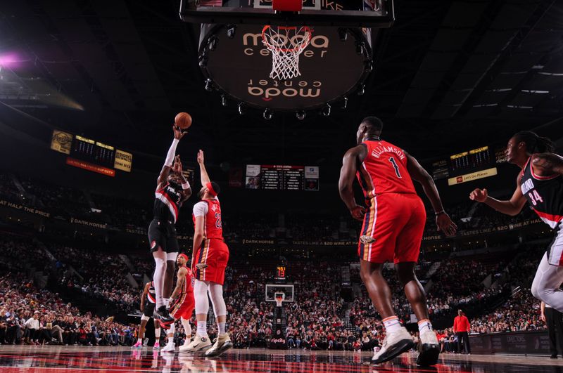 PORTLAND, OR - APRIL 9: Deandre Ayton #2 of the Portland Trail Blazers shoots the ball during the game against the New Orleans Pelicans on April 9, 2024 at the Moda Center Arena in Portland, Oregon. NOTE TO USER: User expressly acknowledges and agrees that, by downloading and or using this photograph, user is consenting to the terms and conditions of the Getty Images License Agreement. Mandatory Copyright Notice: Copyright 2024 NBAE (Photo by Cameron Browne/NBAE via Getty Images)