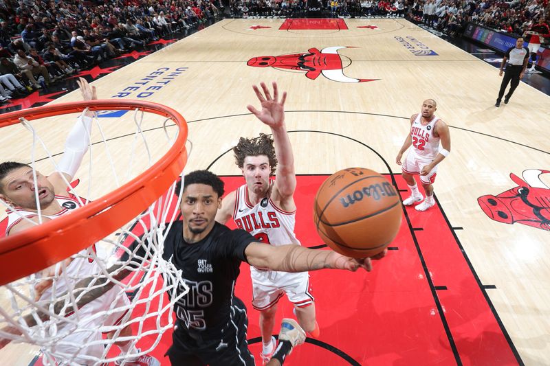 CHICAGO, IL - DECEMBER 2: Keon Johnson #45 of the Brooklyn Nets drives to the basket during the game against the Chicago Bulls on December 2, 2024 at United Center in Chicago, Illinois. NOTE TO USER: User expressly acknowledges and agrees that, by downloading and or using this photograph, User is consenting to the terms and conditions of the Getty Images License Agreement. Mandatory Copyright Notice: Copyright 2024 NBAE (Photo by Jeff Haynes/NBAE via Getty Images)