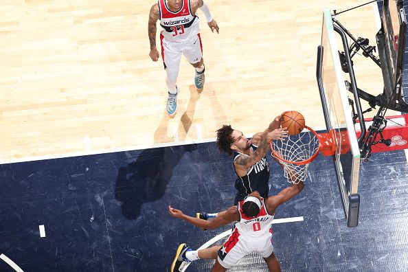 WASHINGTON, DC -? NOVEMBER 15: Dereck Lively II #2 of the Dallas Mavericks dunks the ball during the game against the Washington Wizards on November 15, 2023 at Capital One Arena in Washington, DC. NOTE TO USER: User expressly acknowledges and agrees that, by downloading and or using this Photograph, user is consenting to the terms and conditions of the Getty Images License Agreement. Mandatory Copyright Notice: Copyright 2023 NBAE (Photo by Stephen Gosling/NBAE via Getty Images)