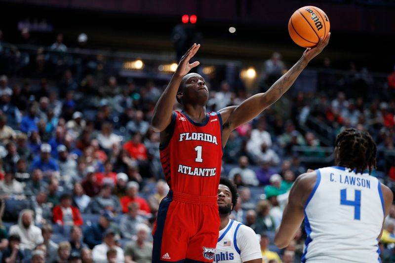 Mar 17, 2023; Columbus, OH, USA; Florida Atlantic Owls guard Johnell Davis (1) shoots the ball in the first half against the Memphis Tigers at Nationwide Arena. Mandatory Credit: Joseph Maiorana-USA TODAY Sports