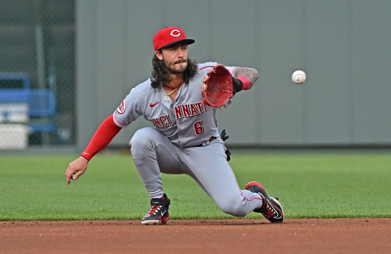 Jun 13, 2023; Kansas City, Missouri, USA;  Cincinnati Reds second baseman Jonathan India (6) catches a line drive in the first inning the Kansas City Royals against at Kauffman Stadium. Mandatory Credit: Peter Aiken-USA TODAY Sports