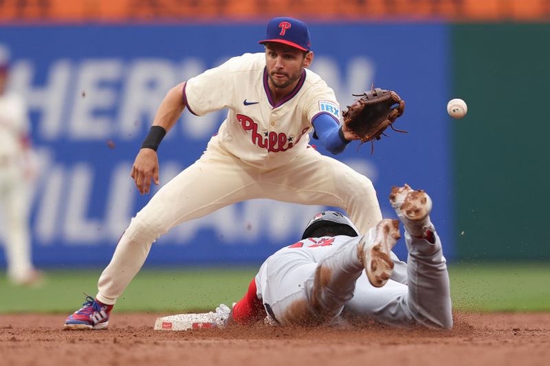 Phillies' Seventh-Inning Surge Secures Victory Over Cardinals at Citizens Bank Park