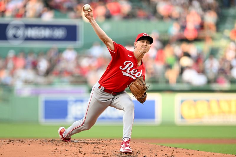 May 31, 2023; Boston, Massachusetts, USA; Cincinnati Reds relief pitcher Luke Weaver (34) pitches against the Boston Red Sox during the first inning at Fenway Park. Mandatory Credit: Brian Fluharty-USA TODAY Sports