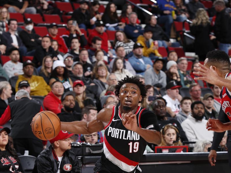 PORTLAND, OR - FEBRUARY 10: Ashton Hagans #19 of the Portland Trail Blazers dribbles the ball during the game against the New Orleans Pelicans on February 10, 2024 at the Moda Center Arena in Portland, Oregon. NOTE TO USER: User expressly acknowledges and agrees that, by downloading and or using this photograph, user is consenting to the terms and conditions of the Getty Images License Agreement. Mandatory Copyright Notice: Copyright 2024 NBAE (Photo by Cameron Browne/NBAE via Getty Images)