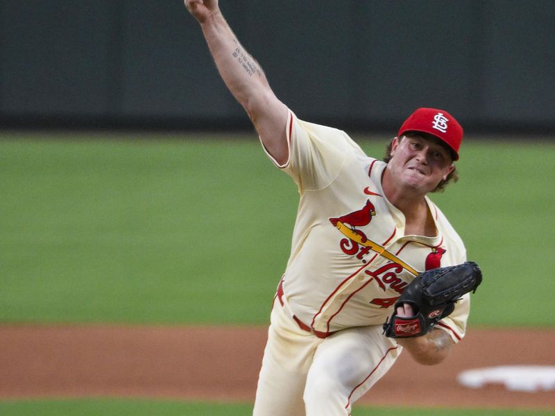 Aug 9, 2025; St. Louis, Missouri, USA;  St. Louis Cardinals relief pitcher Gordon Graceffo (44) pitches against the Chicago Cubs during the fourth inning at Busch Stadium. Mandatory Credit: Jeff Curry-Imagn Images