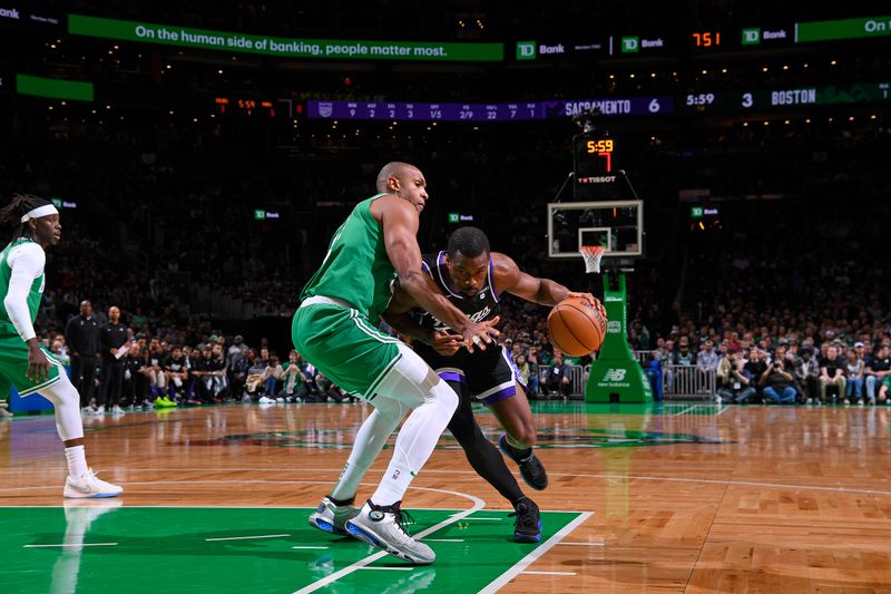 BOSTON, MA - APRIL 5:  Harrison Barnes #40 of the Sacramento Kings drives to the basket during the game against the Boston Celtics on April 5, 2024 at the TD Garden in Boston, Massachusetts. NOTE TO USER: User expressly acknowledges and agrees that, by downloading and or using this photograph, User is consenting to the terms and conditions of the Getty Images License Agreement. Mandatory Copyright Notice: Copyright 2024 NBAE  (Photo by Brian Babineau/NBAE via Getty Images)