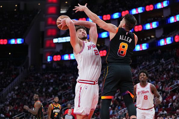 HOUSTON, TEXAS - DECEMBER 27: Alperen Sengun #28 of the Houston Rockets goes up for a dunk during the third quarter of the game against the Phoenix Suns at Toyota Center on December 27, 2023 in Houston, Texas. User expressly acknowledges and agrees that, by downloading and or using this photograph, User is consenting to the terms and conditions of the Getty Images License Agreement. (Photo by Alex Bierens de Haan/Getty Images)