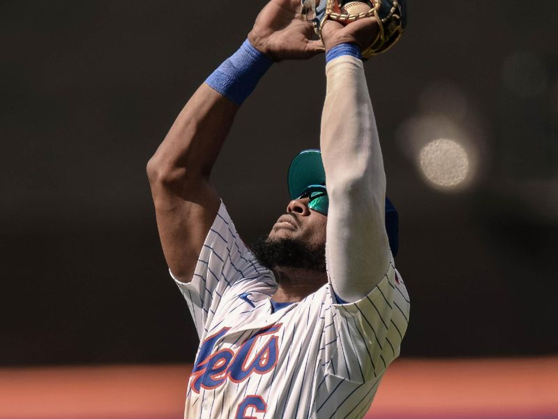 Jun 16, 2024; New York City, New York, USA; New York Mets outfielder Starling Marte (6) catches a pop fly for an out against the San Diego Padres during the sixth inning at Citi Field. Mandatory Credit: John Jones-USA TODAY Sports