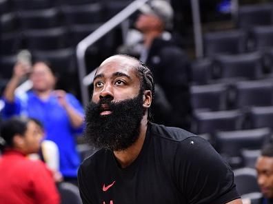 LA Clippers' Fourth Quarter Surge Outshines Houston Rockets in Nail-Biter