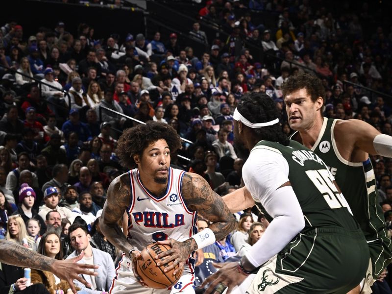 PHILADELPHIA, PA - FEBRUARY 25: Kelly Oubre Jr. #9 of the Philadelphia 76ers drives to the basket during the game against the Milwaukee Bucks on February 25, 2024 at the Wells Fargo Center in Philadelphia, Pennsylvania NOTE TO USER: User expressly acknowledges and agrees that, by downloading and/or using this Photograph, user is consenting to the terms and conditions of the Getty Images License Agreement. Mandatory Copyright Notice: Copyright 2024 NBAE (Photo by David Dow/NBAE via Getty Images)