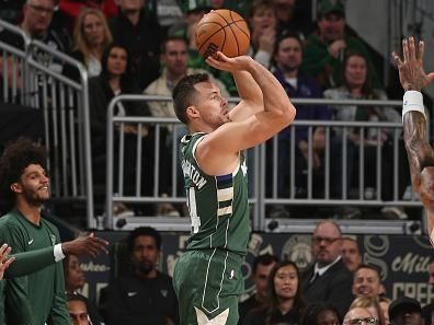 MILWAUKEE, WI - OCTOBER 26: Pat Connaughton #24 of the Milwaukee Bucks shoots the ball during the game against the Philadelphia 76ers on October 26, 2023 at the Fiserv Forum Center in Milwaukee, Wisconsin. NOTE TO USER: User expressly acknowledges and agrees that, by downloading and or using this Photograph, user is consenting to the terms and conditions of the Getty Images License Agreement. Mandatory Copyright Notice: Copyright 2023 NBAE (Photo by Gary Dineen/NBAE via Getty Images).