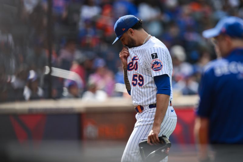 Sep 21, 2025; New York City, New York, USA; New York Mets pitcher Sean Manaea (59) reacts as he exits the game against the Washington Nationals during the fourth inning at Citi Field. Mandatory Credit: John Jones-Imagn Images
