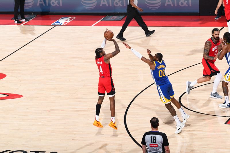 HOUSTON, TX - APRIL 23: Jalen Green #4 of the Houston Rockets shoots the ball during the game against the Golden State Warriors during Round 1 Game 2 of the 2025 NBA Playoffs on April 23, 2025 at the Toyota Center in Houston, Texas. NOTE TO USER: User expressly acknowledges and agrees that, by downloading and or using this photograph, User is consenting to the terms and conditions of the Getty Images License Agreement. Mandatory Copyright Notice: Copyright 2025 NBAE (Photo by Noah Graham/NBAE via Getty Images)