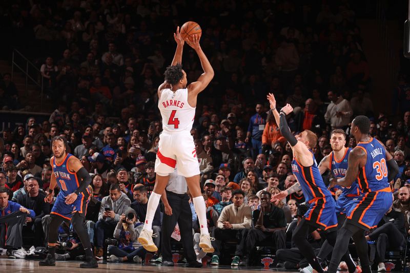 NEW YORK, NY - JANUARY 20: Scottie Barnes #4 of the Toronto Raptors shoots the ball during the game against the New York Knicks on January 20, 2024 at Madison Square Garden in New York City, New York.  NOTE TO USER: User expressly acknowledges and agrees that, by downloading and or using this photograph, User is consenting to the terms and conditions of the Getty Images License Agreement. Mandatory Copyright Notice: Copyright 2024 NBAE  (Photo by Nathaniel S. Butler/NBAE via Getty Images)