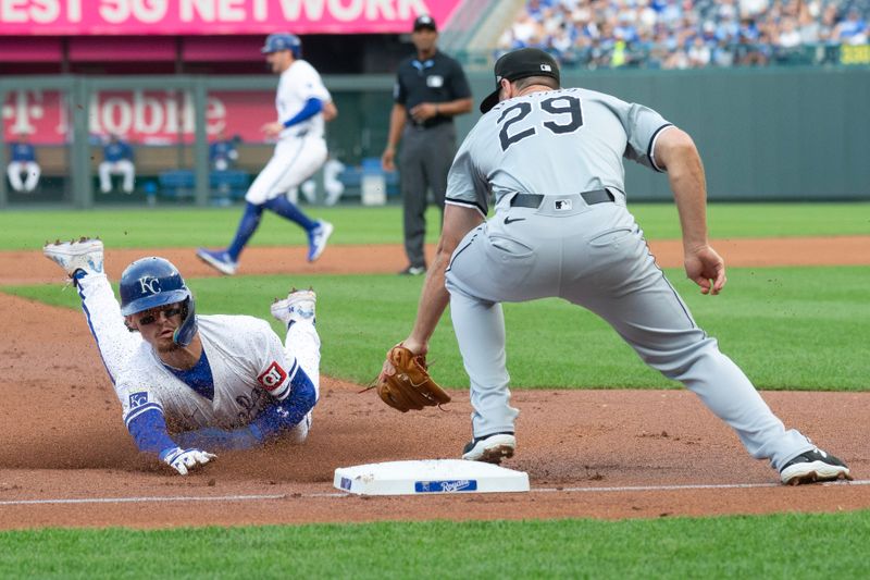 Jul 20, 2024; Kansas City, Missouri, USA; Chicago White Sox shortstop Paul DeJong (29) tags Kansas City Royals shortstop Bobby Witt Jr. (7) at third base during the first inning at Kauffman Stadium. Mandatory Credit: Scott Sewell-USA TODAY Sports