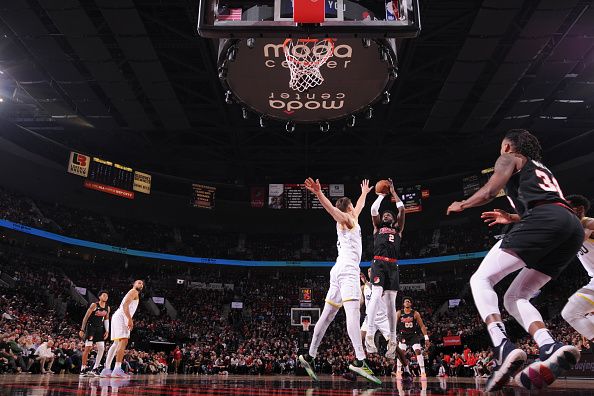 PORTLAND, OR - DECEMBER 14:  Deandre Ayton #2 of the Portland Trail Blazers shoots the ball during the game  on December 14, 2023 at the Moda Center Arena in Portland, Oregon. NOTE TO USER: User expressly acknowledges and agrees that, by downloading and or using this photograph, user is consenting to the terms and conditions of the Getty Images License Agreement. Mandatory Copyright Notice: Copyright 2023 NBAE (Photo by Cameron Browne/NBAE via Getty Images)