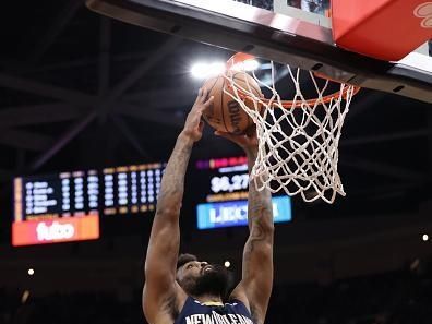 CLEVELAND, OH - DECEMBER 21: Naji Marshall #8 of the New Orleans Pelicans drives to the basket during the game against the Cleveland Cavaliers on December 21, 2023 at Rocket Mortgage FieldHouse in Cleveland, Ohio. NOTE TO USER: User expressly acknowledges and agrees that, by downloading and/or using this Photograph, user is consenting to the terms and conditions of the Getty Images License Agreement. Mandatory Copyright Notice: Copyright 2023 NBAE (Photo by  Lauren Leigh Bacho/NBAE via Getty Images)