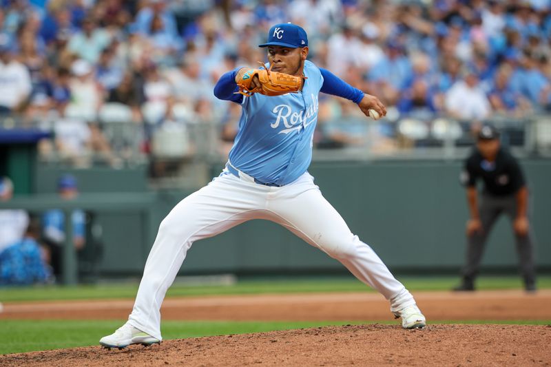 Jun 28, 2023; Kansas City, Missouri, USA; Kansas City Royals pitcher Angel Zerpa (61) picthes during the fifth inning against the Cleveland Guardians at Kauffman Stadium. Mandatory Credit: William Purnell-USA TODAY Sports