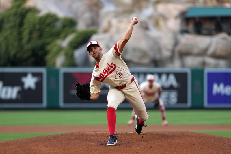 Jul 12, 2024; Anaheim, California, USA; Los Angeles Angels starting pitcher Tyler Anderson (31) throws in the third inning against the Seattle Mariners at Angel Stadium. Mandatory Credit: Kirby Lee-USA TODAY Sports