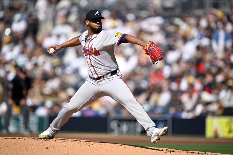 Jul 13, 2024; San Diego, California, USA; Atlanta Braves starting pitcher Reynaldo Lopez (40) pitches against the San Diego Padres during the first inning at Petco Park. Mandatory Credit: Orlando Ramirez-USA TODAY Sports 