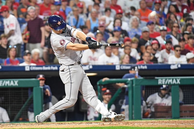 Aug 26, 2024; Philadelphia, Pennsylvania, USA; Houston Astros shortstop Shay Whitcomb (10) hits a two-RBI  double against the Philadelphia Phillies during the fourth inning at Citizens Bank Park. Mandatory Credit: Eric Hartline-USA TODAY Sports