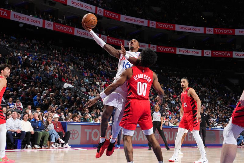 PHILADELPHIA, PA - MARCH 3:   Lonnie Walker IV #16 of the Philadelphia 76ers drives to the basket during the game against the Portland Trail Blazers on March 3, 2025 at the Wells Fargo Center in Philadelphia, Pennsylvania NOTE TO USER: User expressly acknowledges and agrees that, by downloading and/or using this Photograph, user is consenting to the terms and conditions of the Getty Images License Agreement. Mandatory Copyright Notice: Copyright 2025 NBAE (Photo by Jesse D. Garrabrant/NBAE via Getty Images)