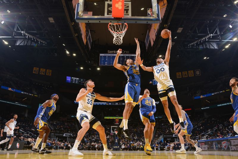 SAN FRANCISCO, CA - DECEMBER 6: Terrence Shannon Jr. #00 of the Minnesota Timberwolves drives to the basket during the game against the Golden State Warriors on December 6, 2024 at Chase Center in San Francisco, California. NOTE TO USER: User expressly acknowledges and agrees that, by downloading and or using this photograph, user is consenting to the terms and conditions of Getty Images License Agreement. Mandatory Copyright Notice: Copyright 2024 NBAE (Photo by Noah Graham/NBAE via Getty Images)