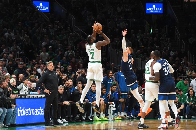 BOSTON, MA - NOVEMBER 24: Jaylen Brown #7 of the Boston Celtics three point basket during the game against the Minnesota Timberwolves on November 24, 2024 at the TD Garden in Boston, Massachusetts. NOTE TO USER: User expressly acknowledges and agrees that, by downloading and or using this photograph, User is consenting to the terms and conditions of the Getty Images License Agreement. Mandatory Copyright Notice: Copyright 2024 NBAE(Photo by Brian Babineau/NBAE via Getty Images)