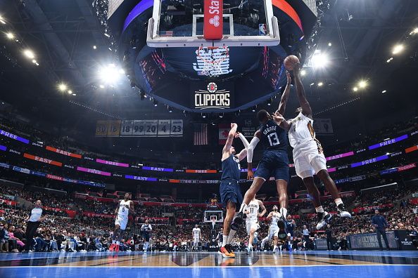 LOS ANGELES, CA - NOVEMBER 24: Zion Williamson #1 of the New Orleans Pelicans shoots the ball during the game against the LA Clippers during the In-Season Tournament on November 24, 2023 at Crypto.Com Arena in Los Angeles, California. NOTE TO USER: User expressly acknowledges and agrees that, by downloading and/or using this Photograph, user is consenting to the terms and conditions of the Getty Images License Agreement. Mandatory Copyright Notice: Copyright 2023 NBAE (Photo by Adam Pantozzi/NBAE via Getty Images)