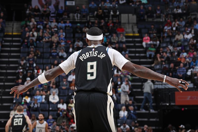 MEMPHIS, TN - FEBRUARY 15: Bobby Portis #9 of the Milwaukee Bucks plays defense during the game against the Memphis Grizzlies on February 15, 2024 at FedExForum in Memphis, Tennessee. NOTE TO USER: User expressly acknowledges and agrees that, by downloading and or using this photograph, User is consenting to the terms and conditions of the Getty Images License Agreement. Mandatory Copyright Notice: Copyright 2024 NBAE (Photo by Stephen Gosling/NBAE via Getty Images)