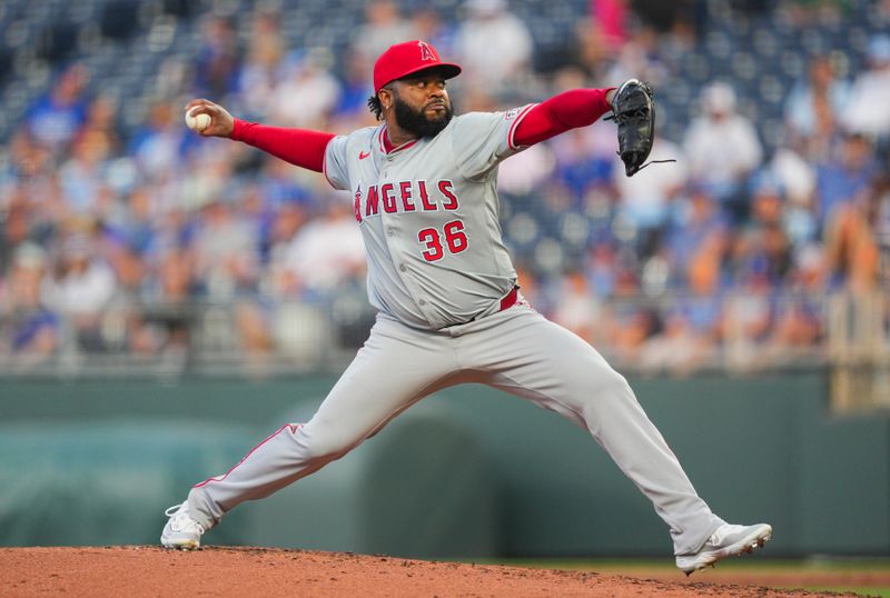 Aug 21, 2024; Kansas City, Missouri, USA; Los Angeles Angels starting pitcher Johnny Cueto (36) pitches during the second inning against the Kansas City Royals at Kauffman Stadium. Mandatory Credit: Jay Biggerstaff-USA TODAY Sports