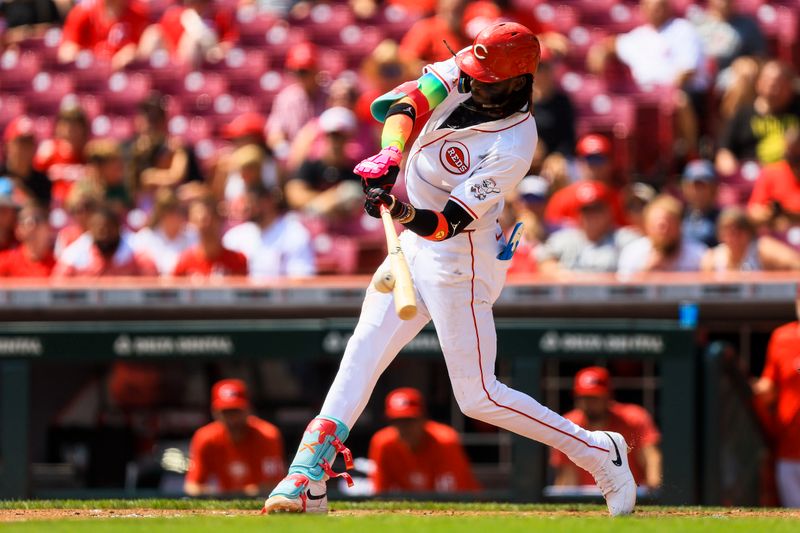 Aug 30, 2024; Cincinnati, Ohio, USA; Cincinnati Reds shortstop Elly De La Cruz (44) hits a RBI single in the second inning against the Milwaukee Brewers at Great American Ball Park. Mandatory Credit: Katie Stratman-USA TODAY Sports