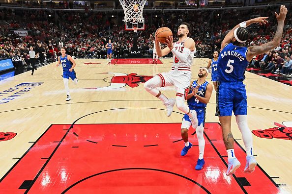 CHICAGO, ILLINOIS - NOVEMBER 15:  Zach Lavine #8 of the Chicago Bulls controls the ball against the Orlando Magic on November 15, 2023 at United Center in Chicago, Illinois.   NOTE TO USER: User expressly acknowledges and agrees that, by downloading and or using this photograph, User is consenting to the terms and conditions of the Getty Images License Agreement.  (Photo by Jamie Sabau/Getty Images)